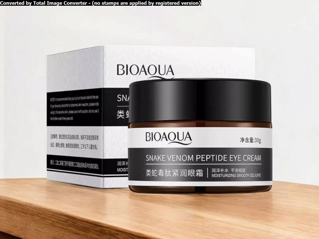 کرم دور چشم مار 